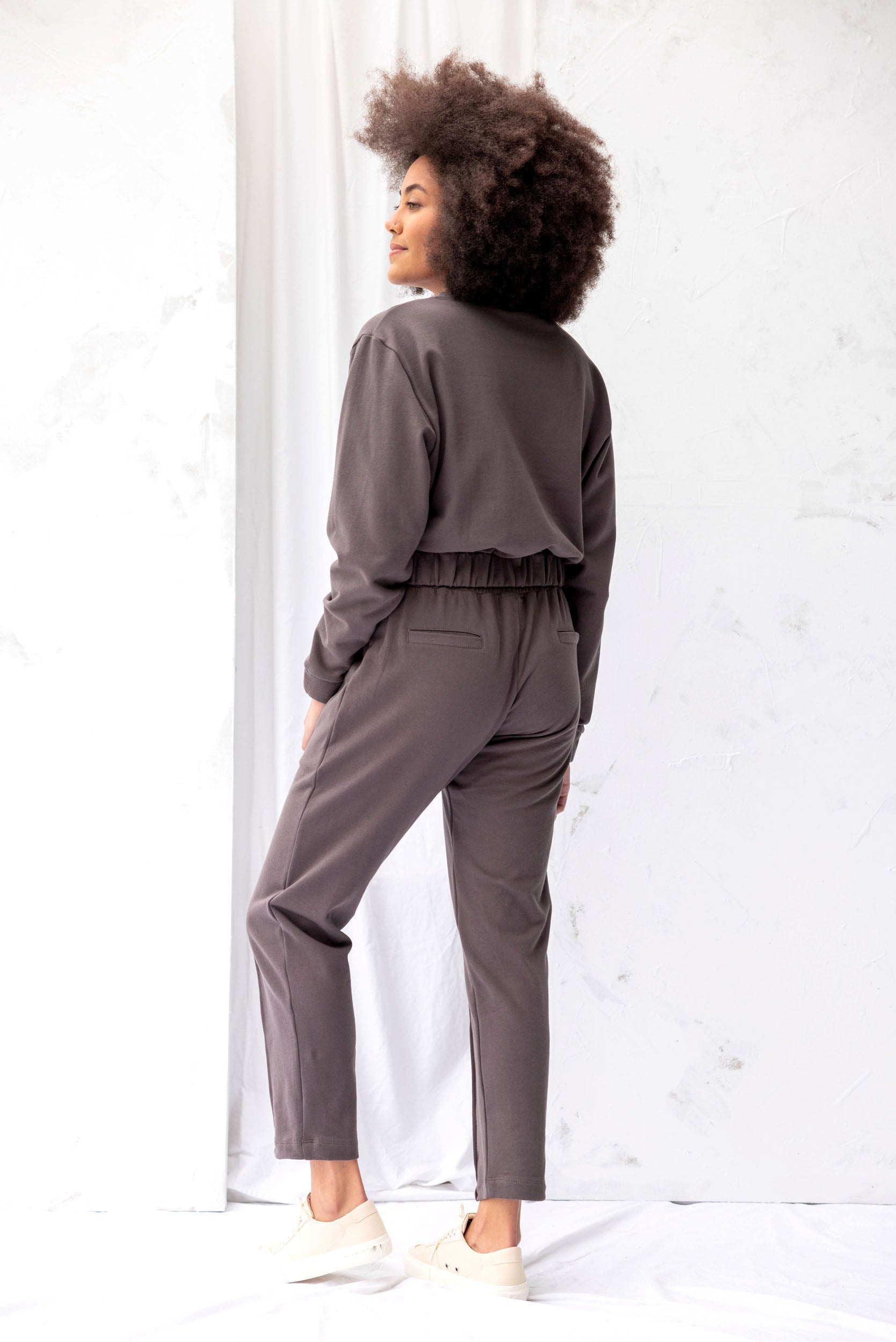Ivy Sweatshirt | Charcoal - ReCreate Clothing