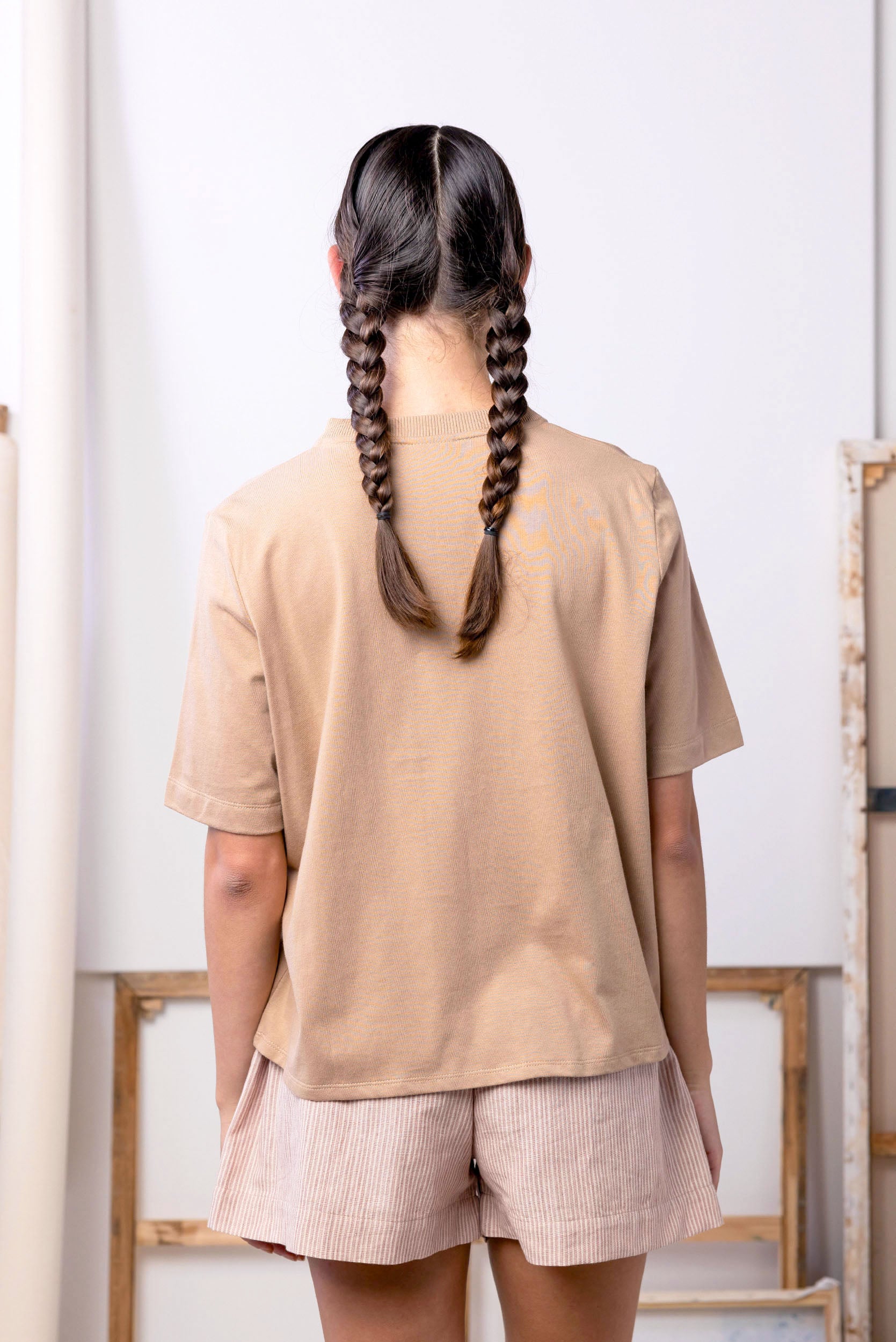 Buddy Tee | Clay