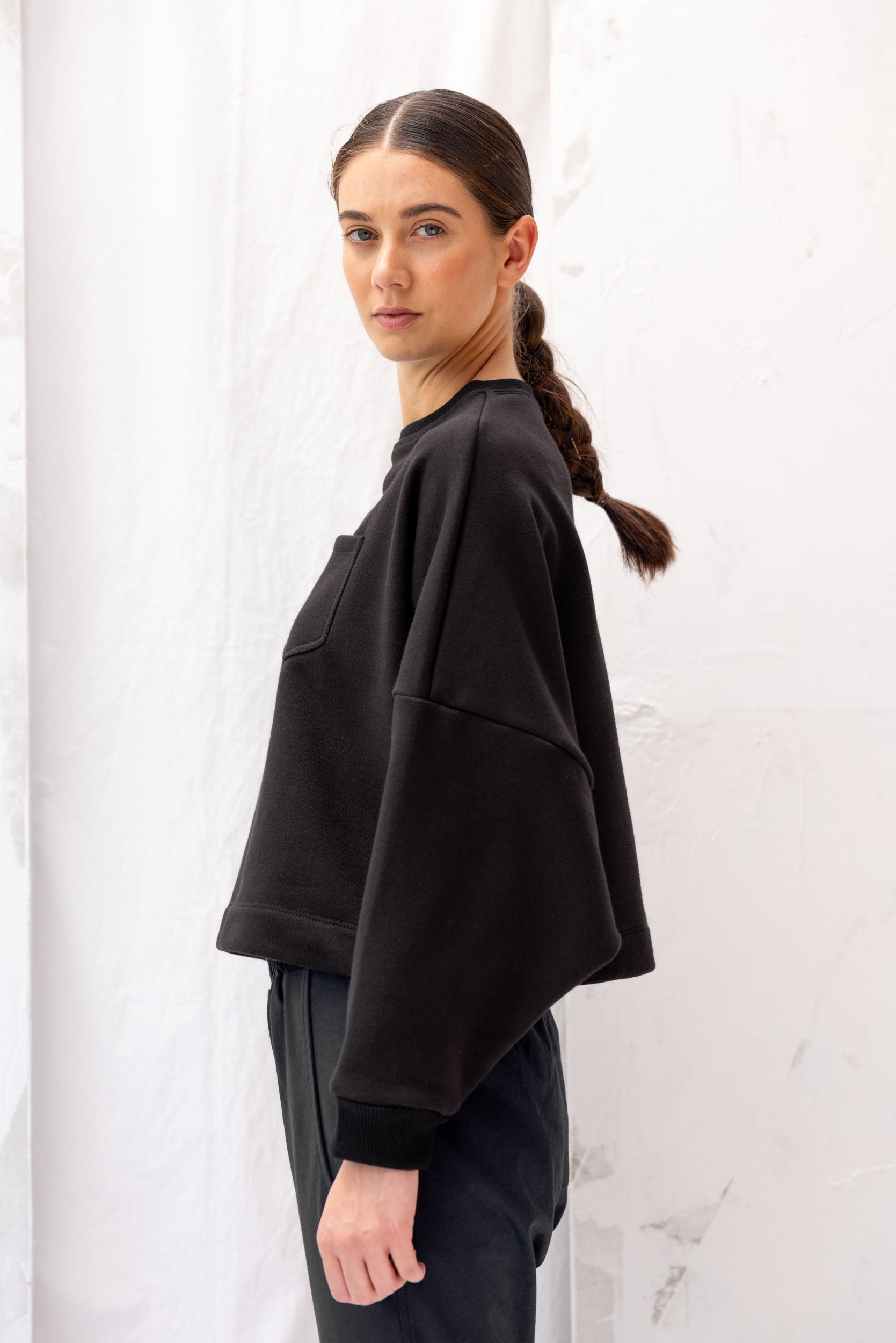 Entity Sweatshirt | Black
