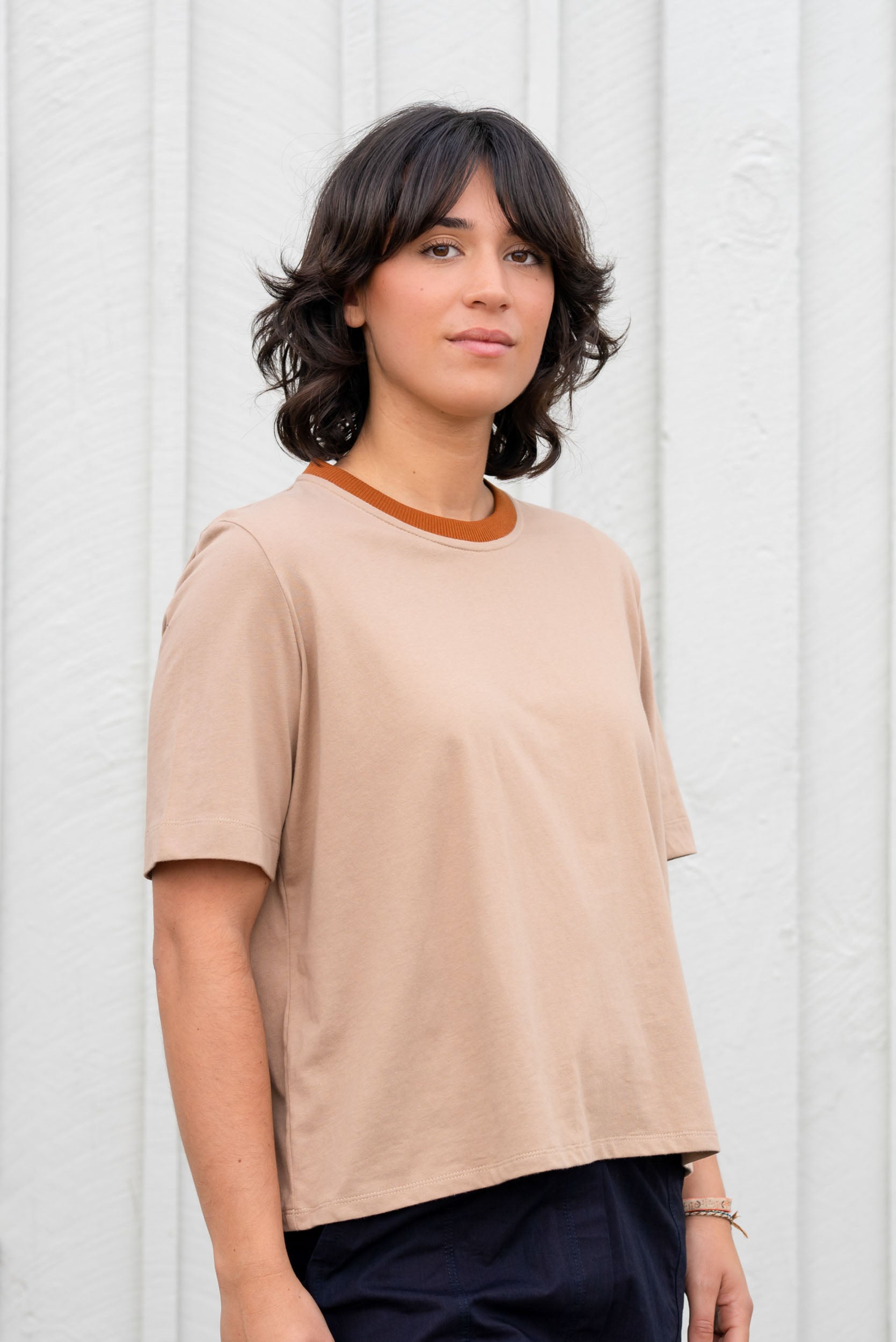Buddy Tee | Clay