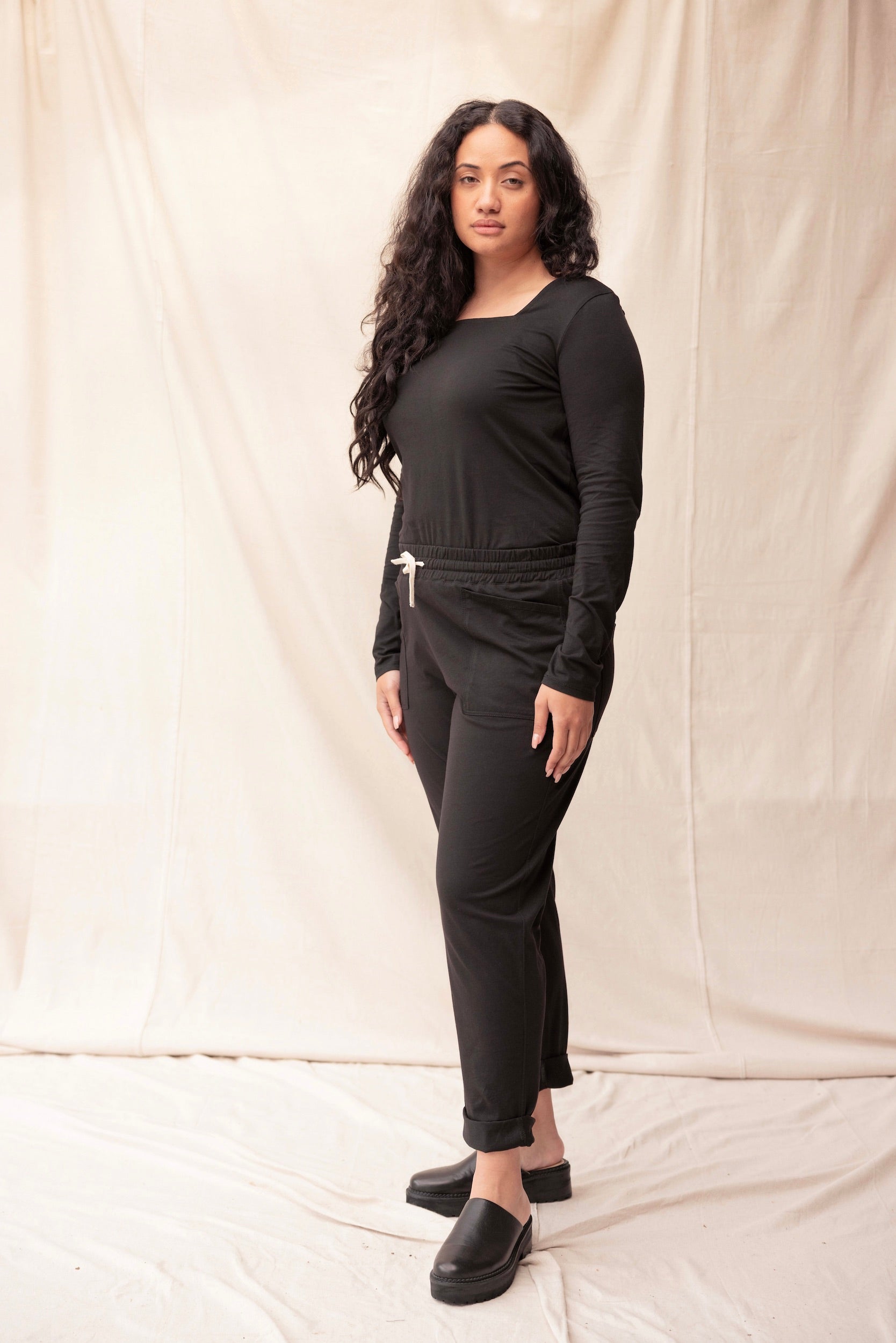 Travel Pant | Black | L - ReCreate Clothing