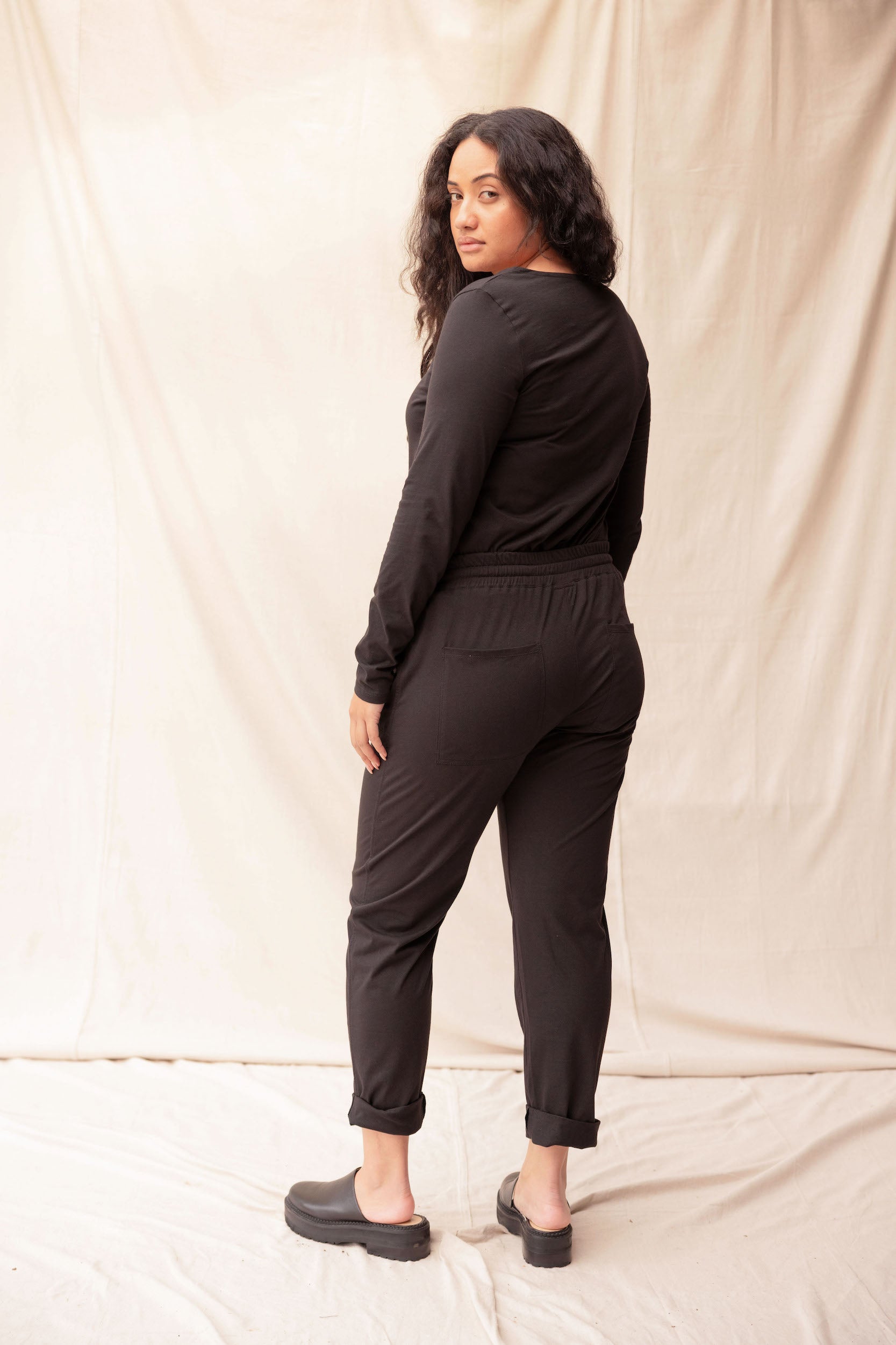 Travel Pant | Black | L - ReCreate Clothing