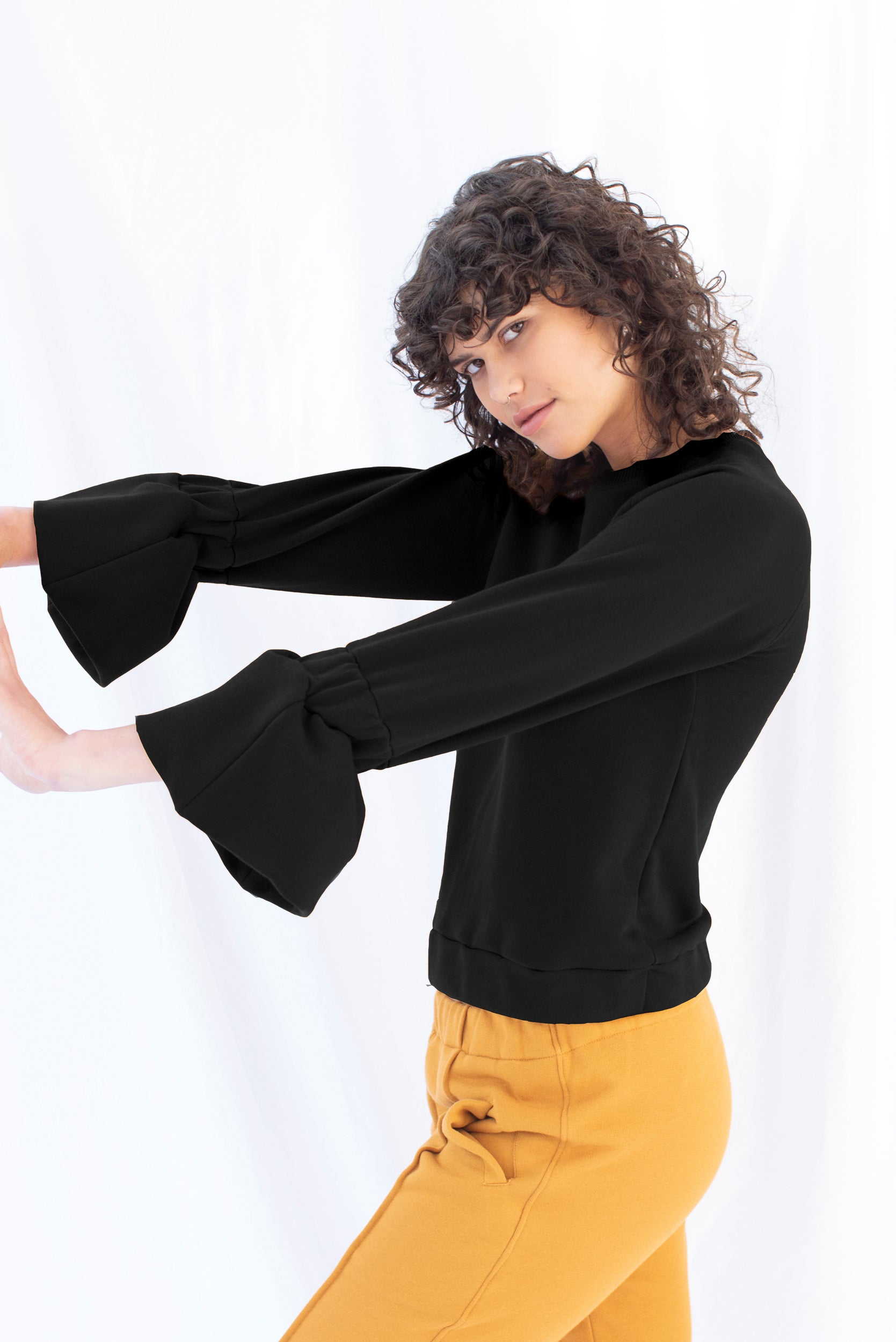 Transit Sweatshirt | Black | XS,S,XL - ReCreate Clothing
